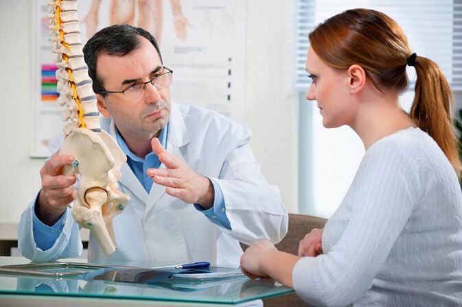 An einen Spezialisten für die Behandlung von lumbaler Osteochondose ansprechen